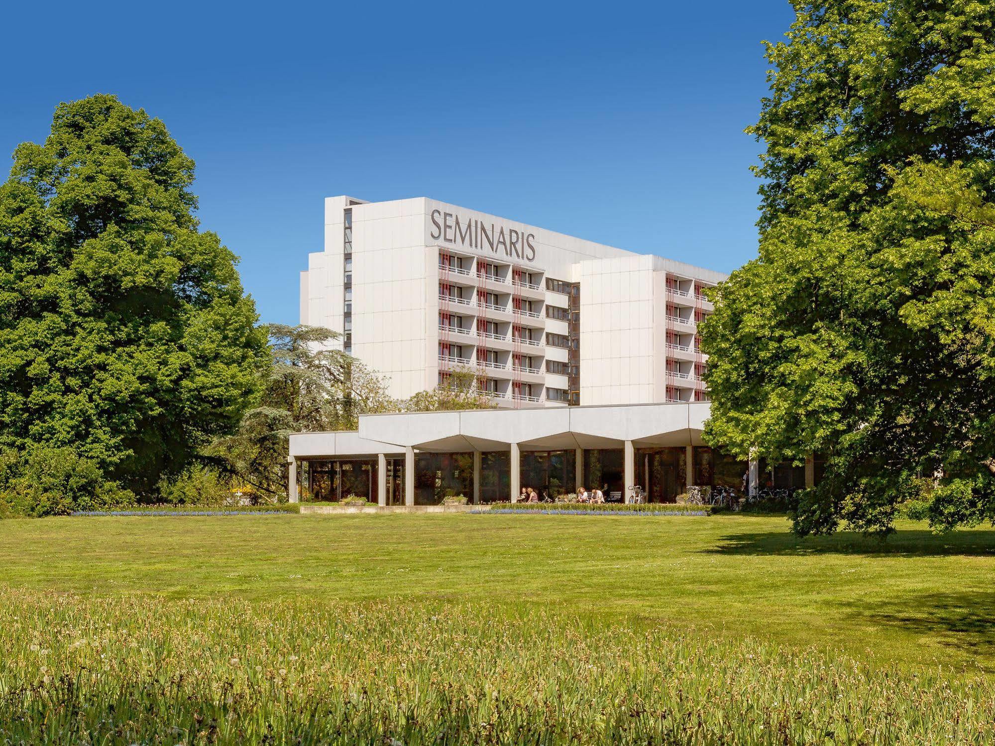 Seminaris Hotel Lueneburg Exterior foto